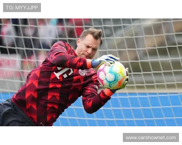 诺伊尔成长经历