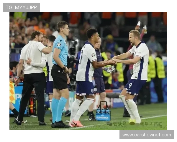 沃特金斯与凯恩的英格兰首发之争：战术角色与进球效率如何体现差异