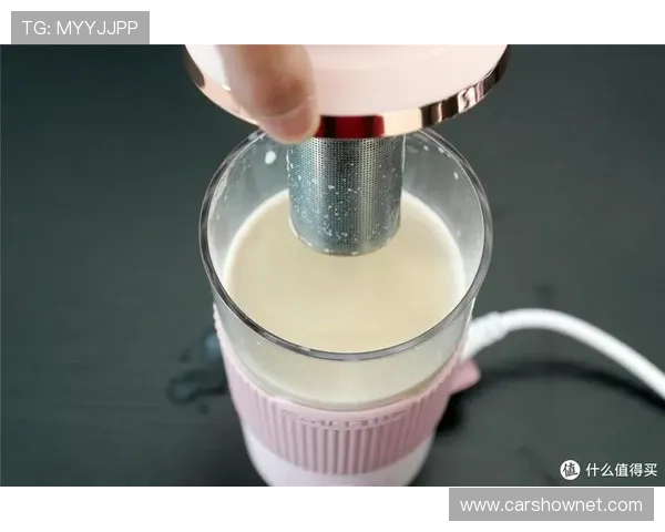 德约刚刚去买奶茶，结果结账那一刻脸色突然变了？